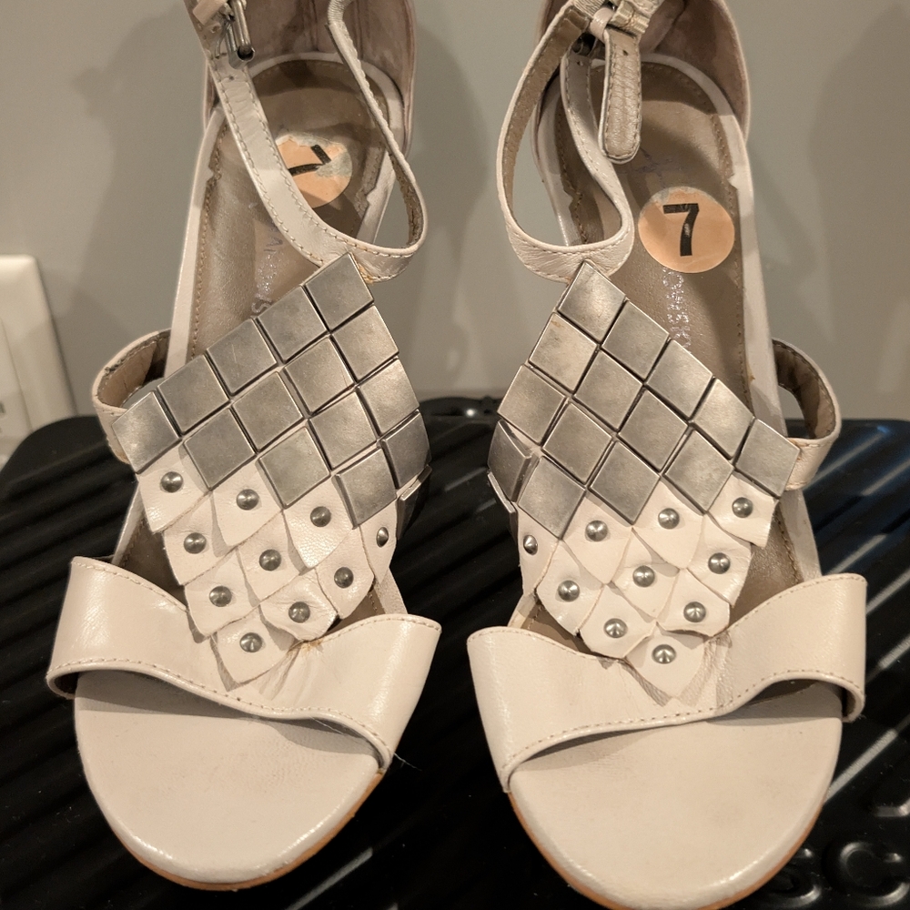 B. Makowsky Cream and Silver Heels